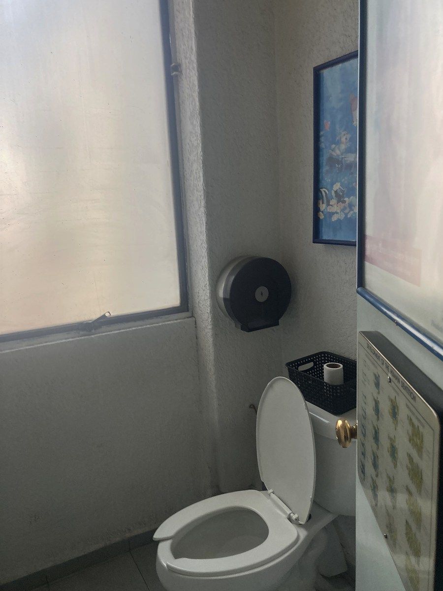 6 de 6: Consultorio en Venta Centro Médico Palmas Rayo Vende ®