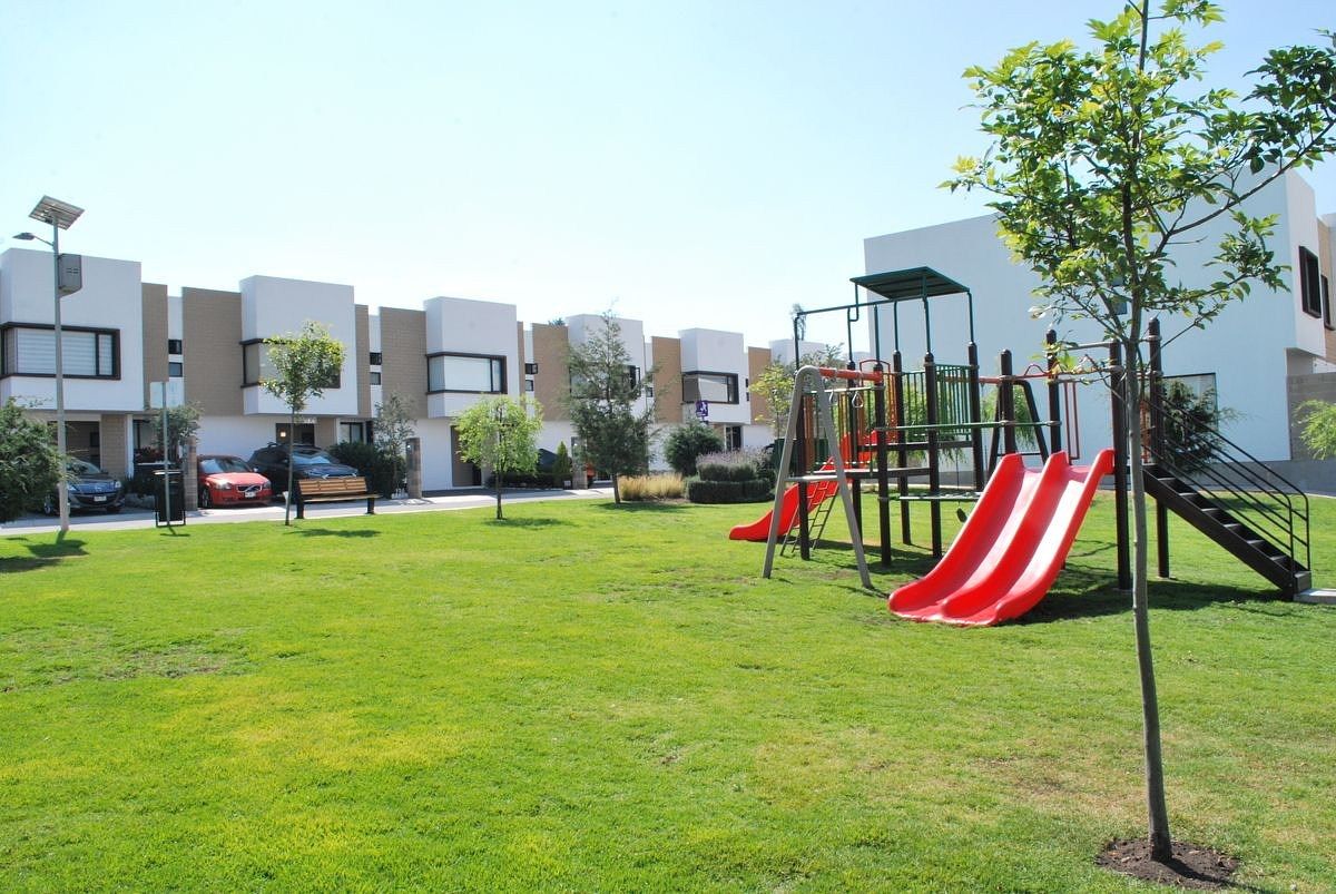 28 de 32: Área común