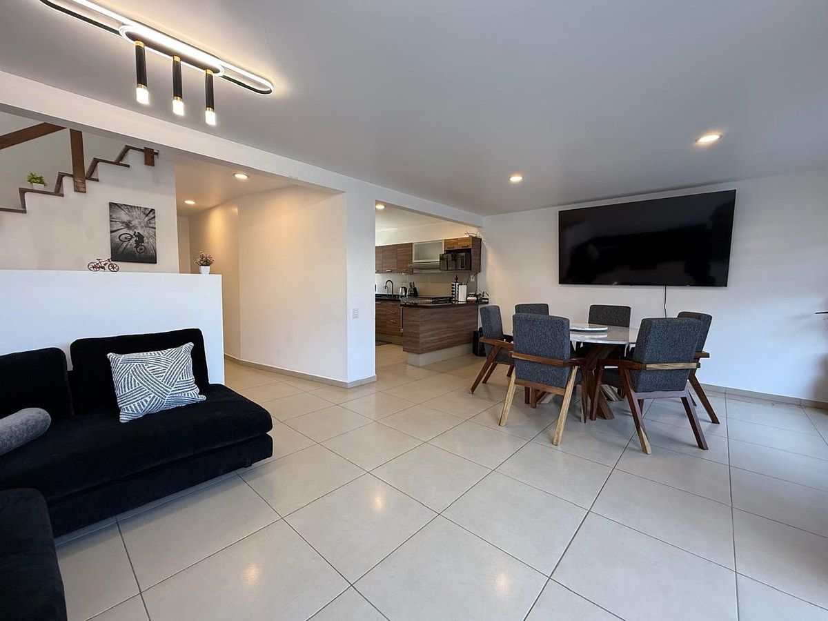 7 de 32: Sala - Comedor