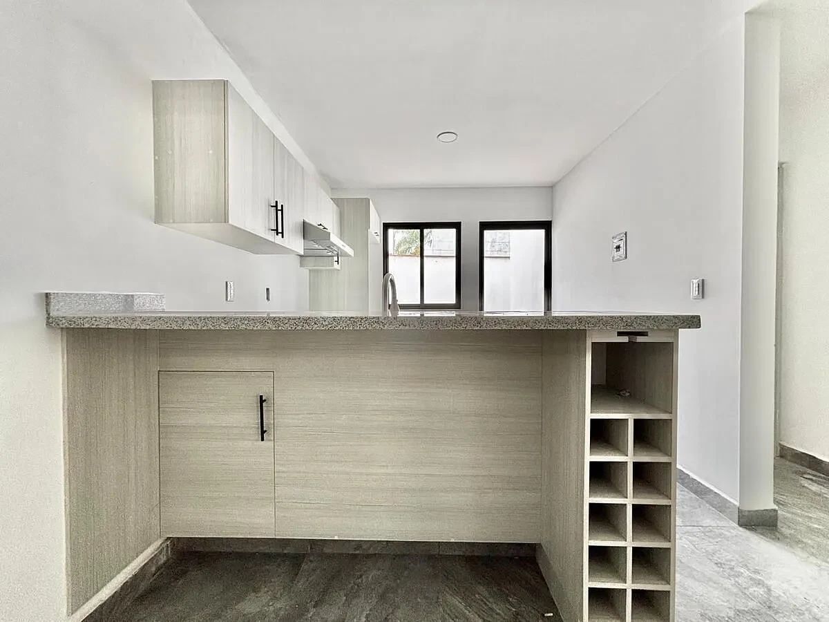 3 de 22: Cocina equipada