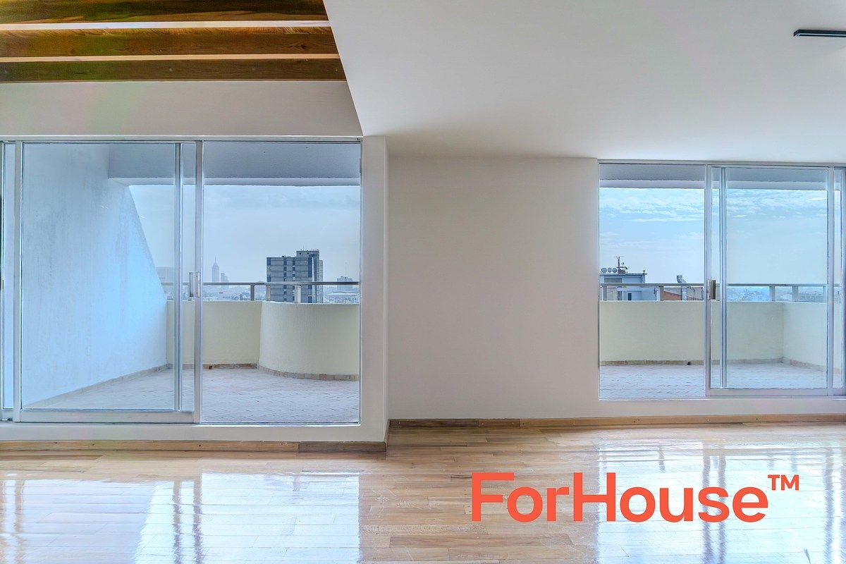 4 of 29: Salida a terraza