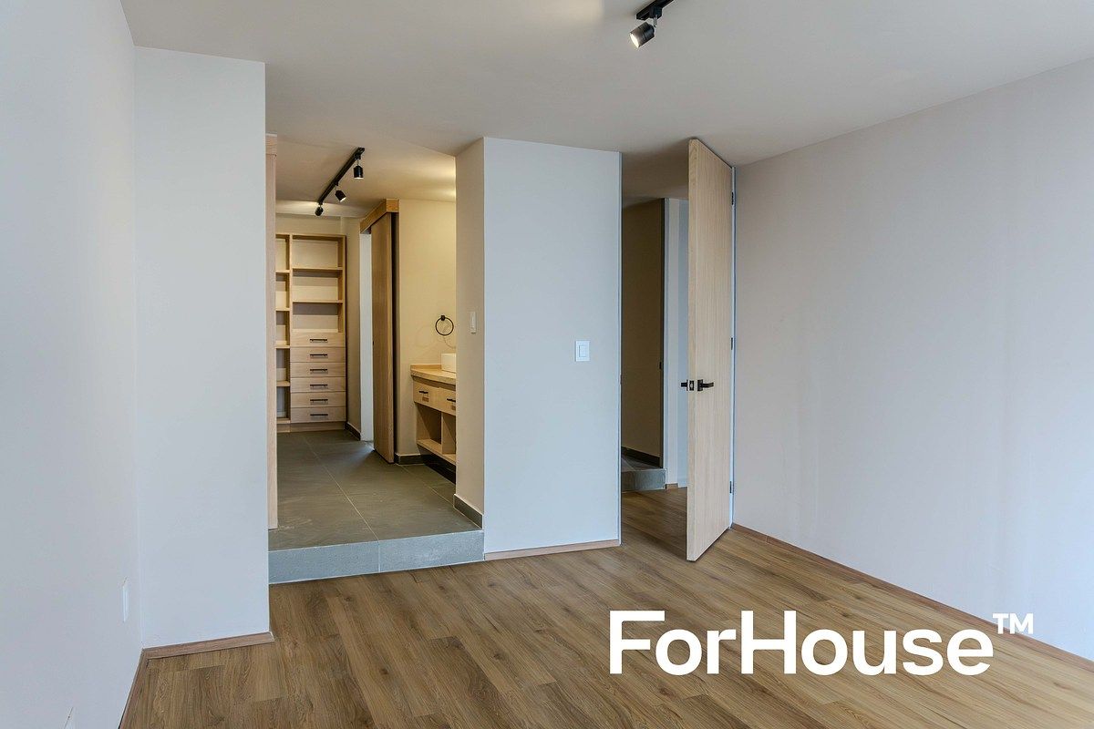 20 of 29: Recámara principal