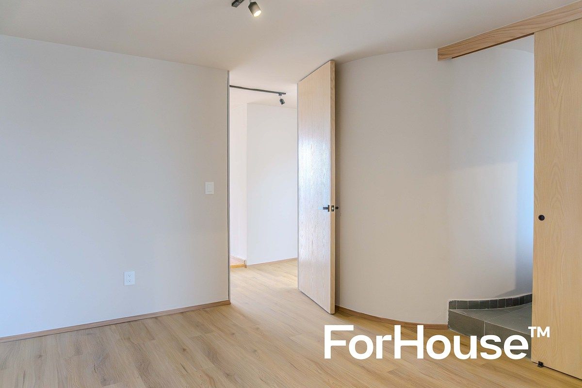 28 of 29: Tercer recámara