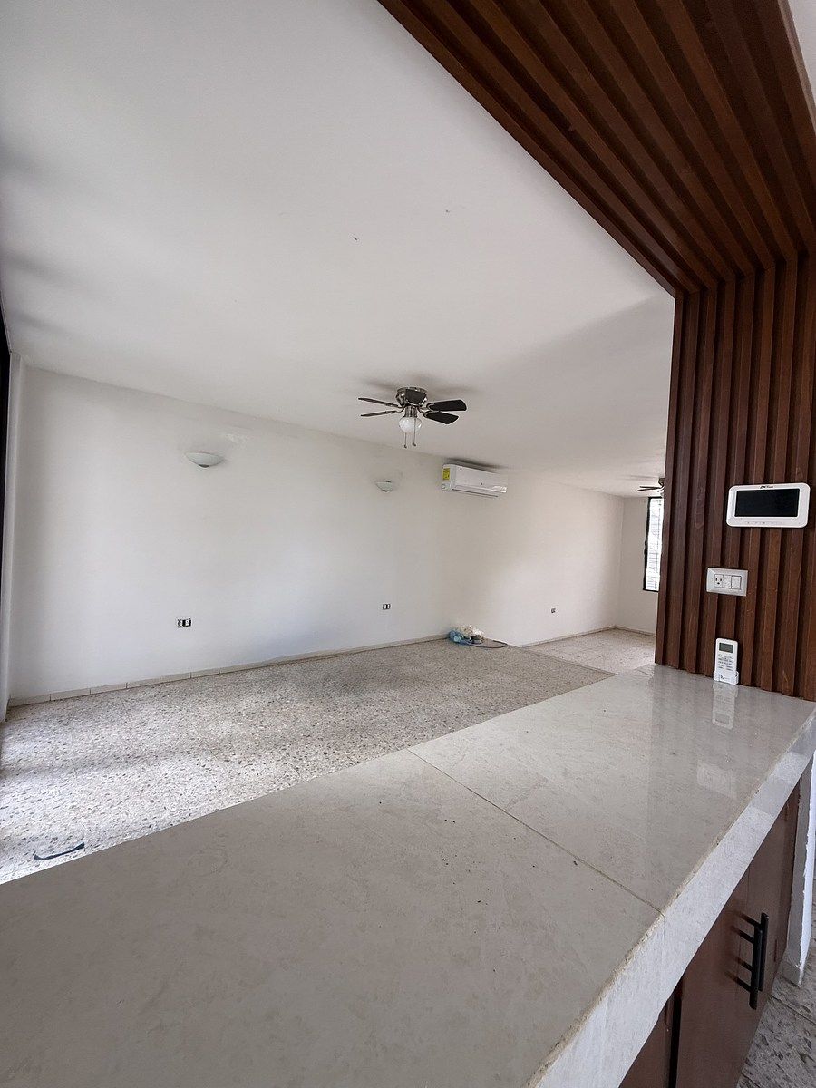 16 de 36: Vusta de barra cocina a comedor