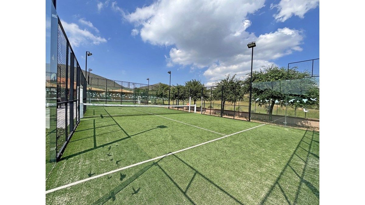 15 de 18: Cancha de Padel