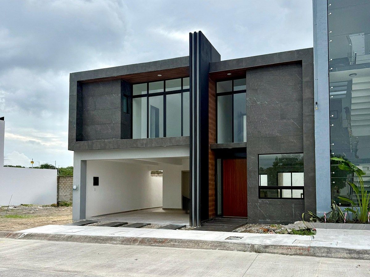 Casa en venta fraccionamiento lomas del dorado, veracruz.