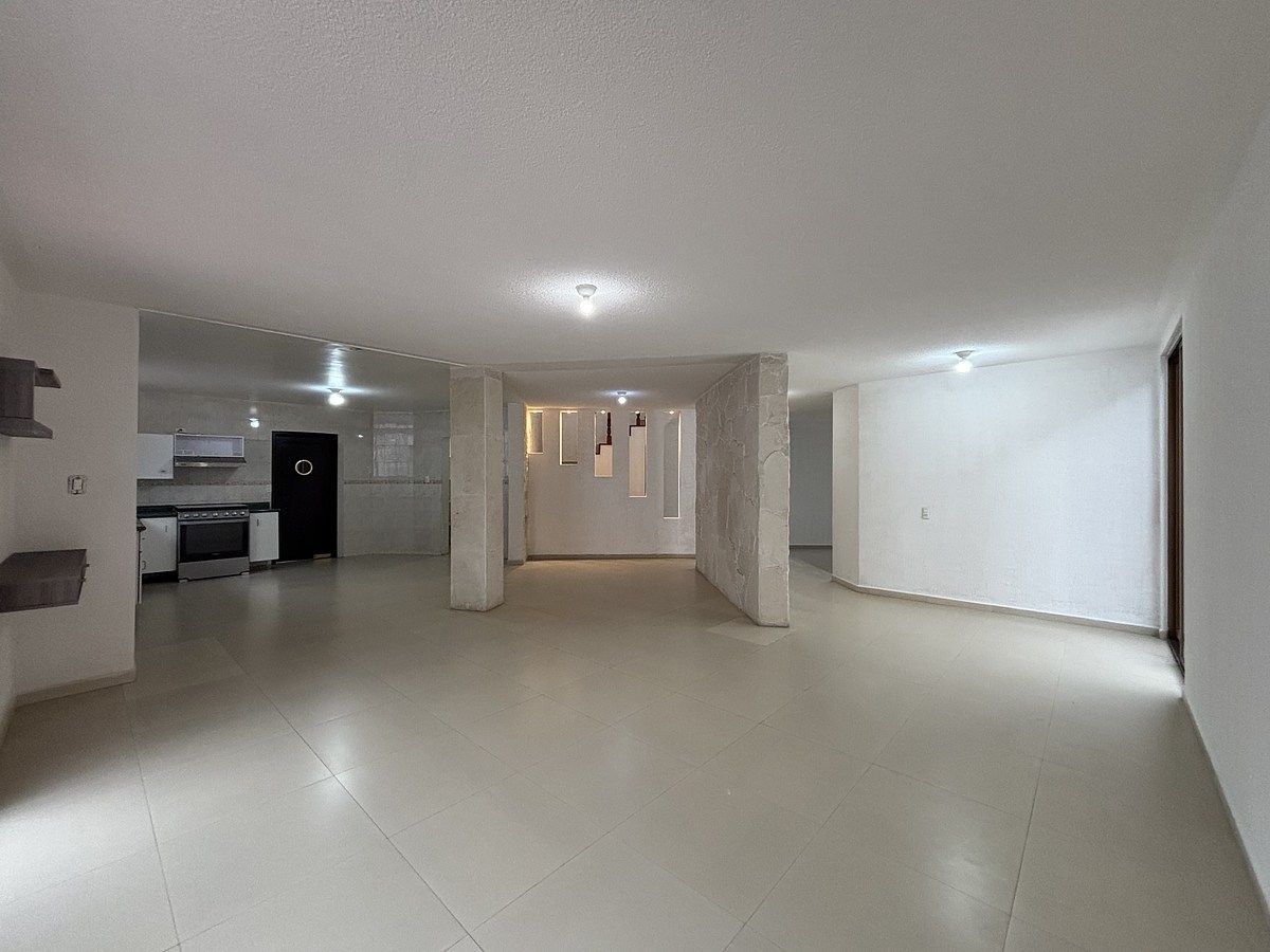 22 of 47: Área de comedor