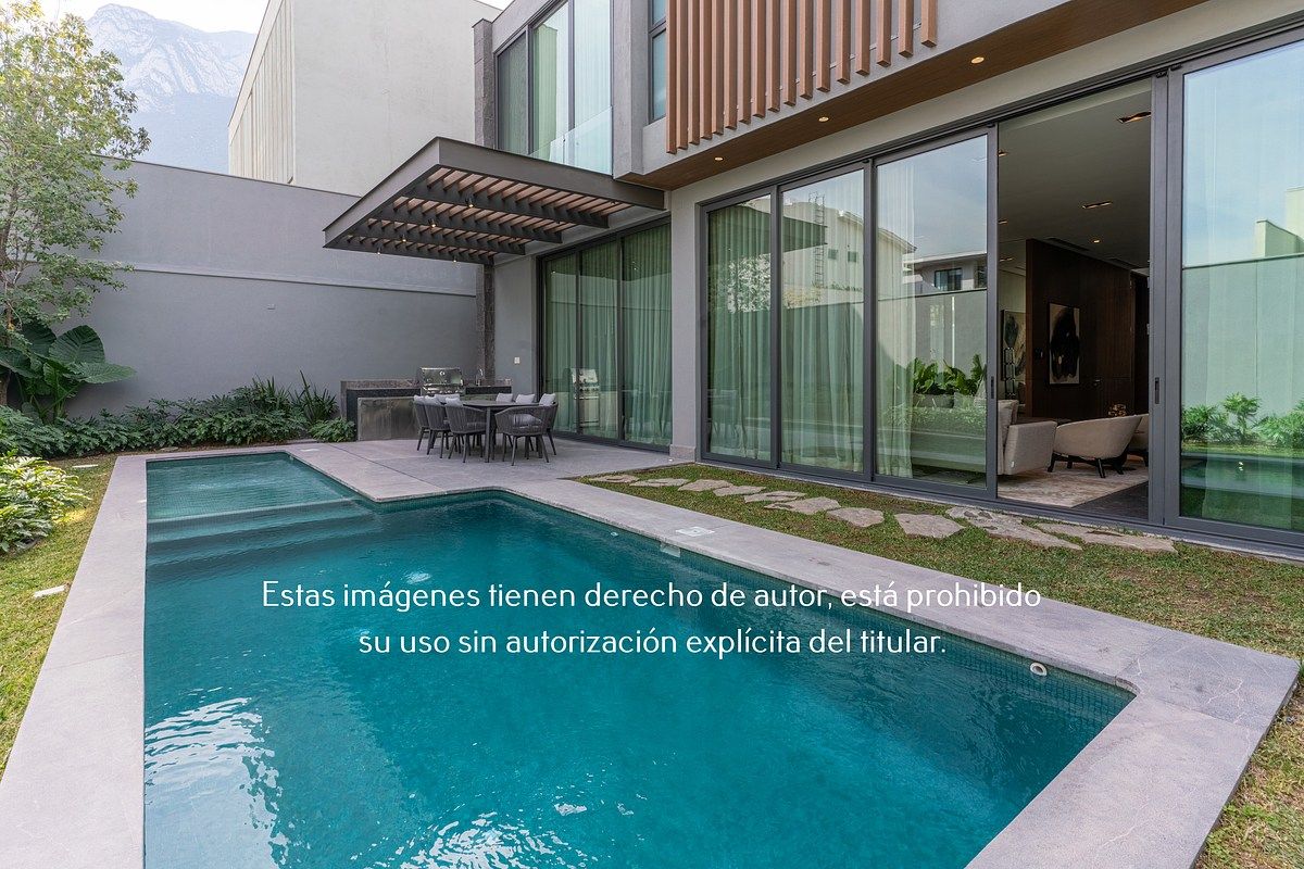 5 de 15: Residencia en Venta en Cordillera Residencial, Santa Catarin