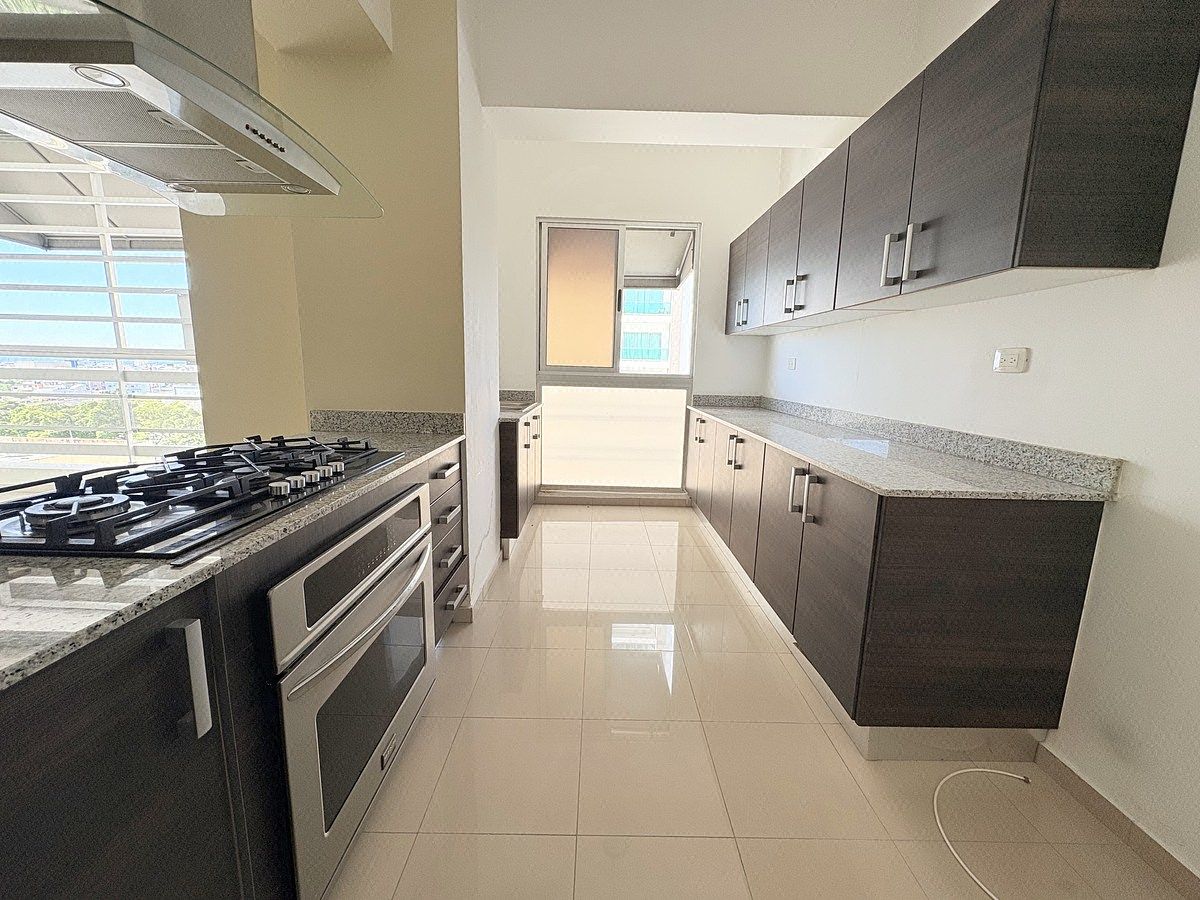 Apartamento en La Julia, Santo Domingo Centro (Distrito Nacional), foto 2 de 15