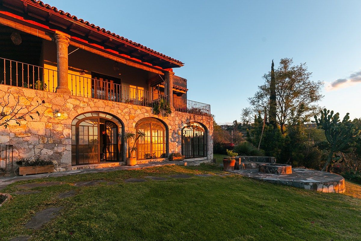 LUXURY Colonial Mexican-style HOUSE in the Countryside. San Miguel de Allende,