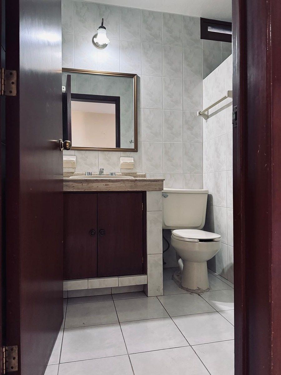 15 de 17: BAÑO COMPLETO