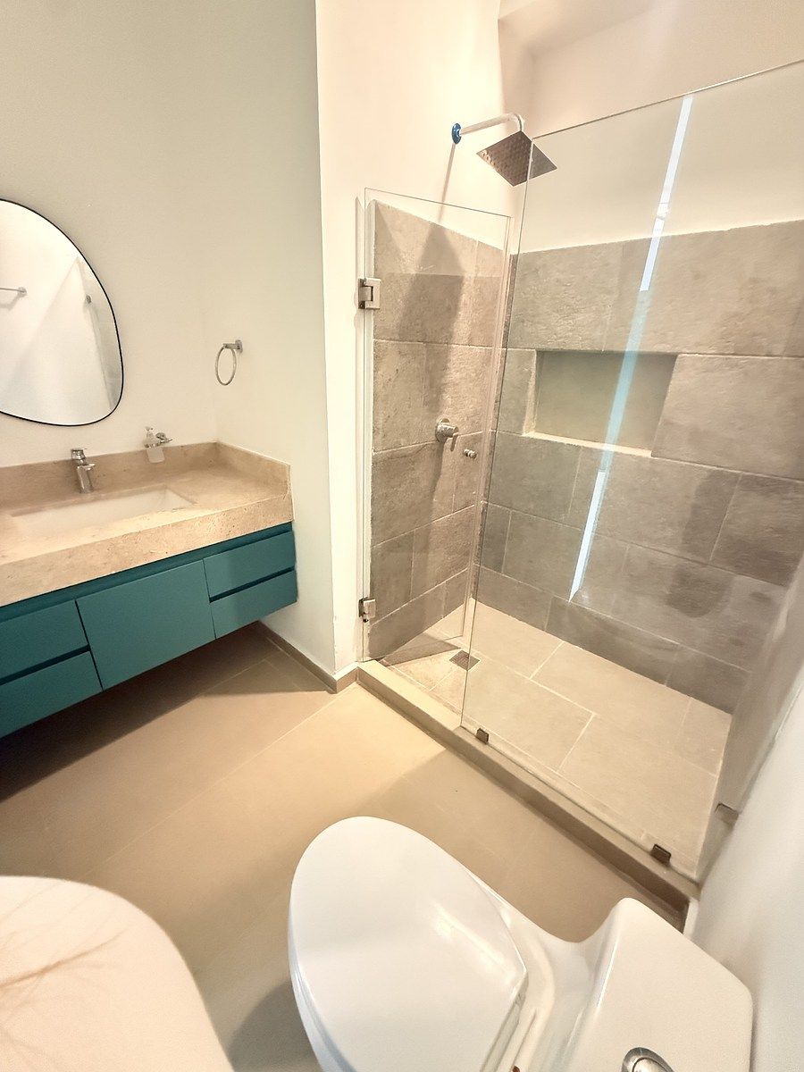 6 de 13: Baño cuarto Principal