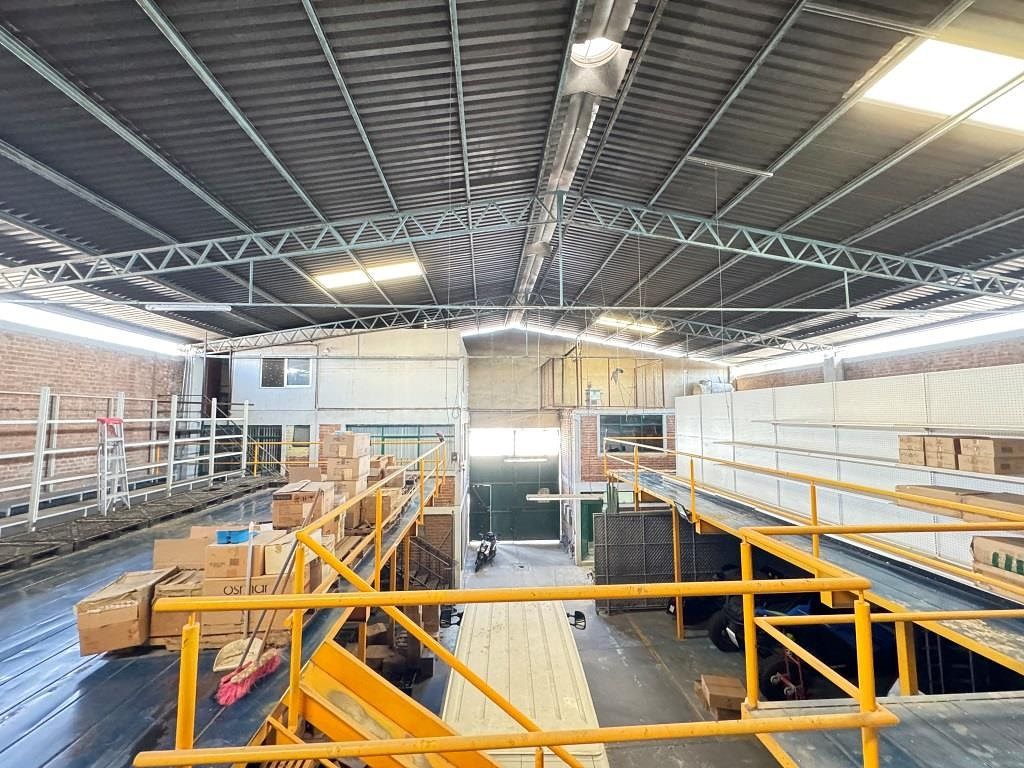 Warehouse, ideal for storage., photo 1 of 15