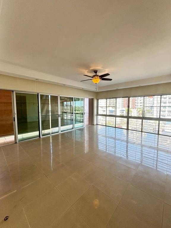 Apartamentos en Venta Ensanche Serrallés, Santo Domingo