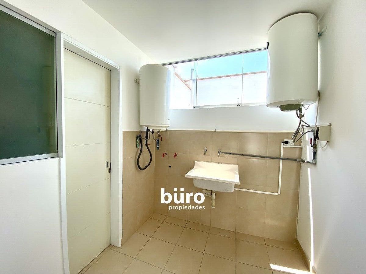 21 de 24: Lavandería