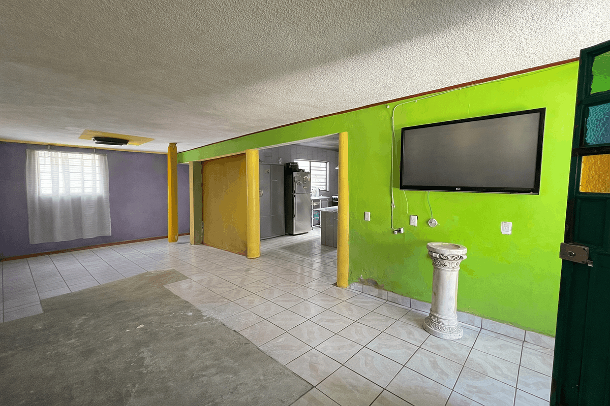 11 of 31: U.R.2. Casa