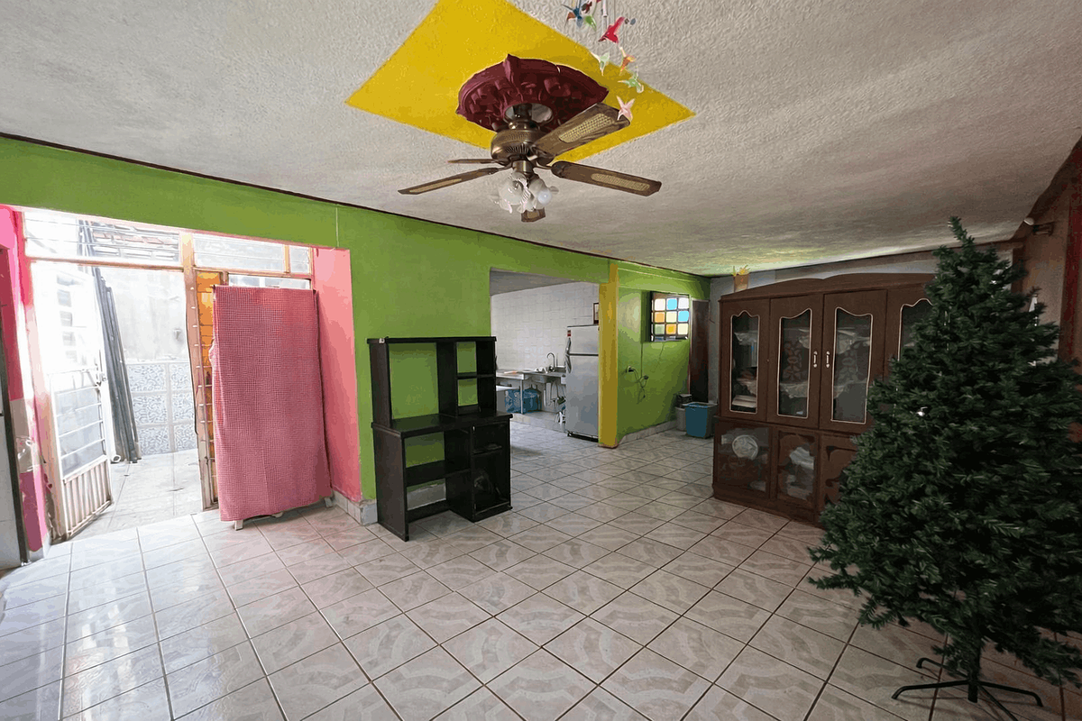 13 of 31: U.R.2. Casa