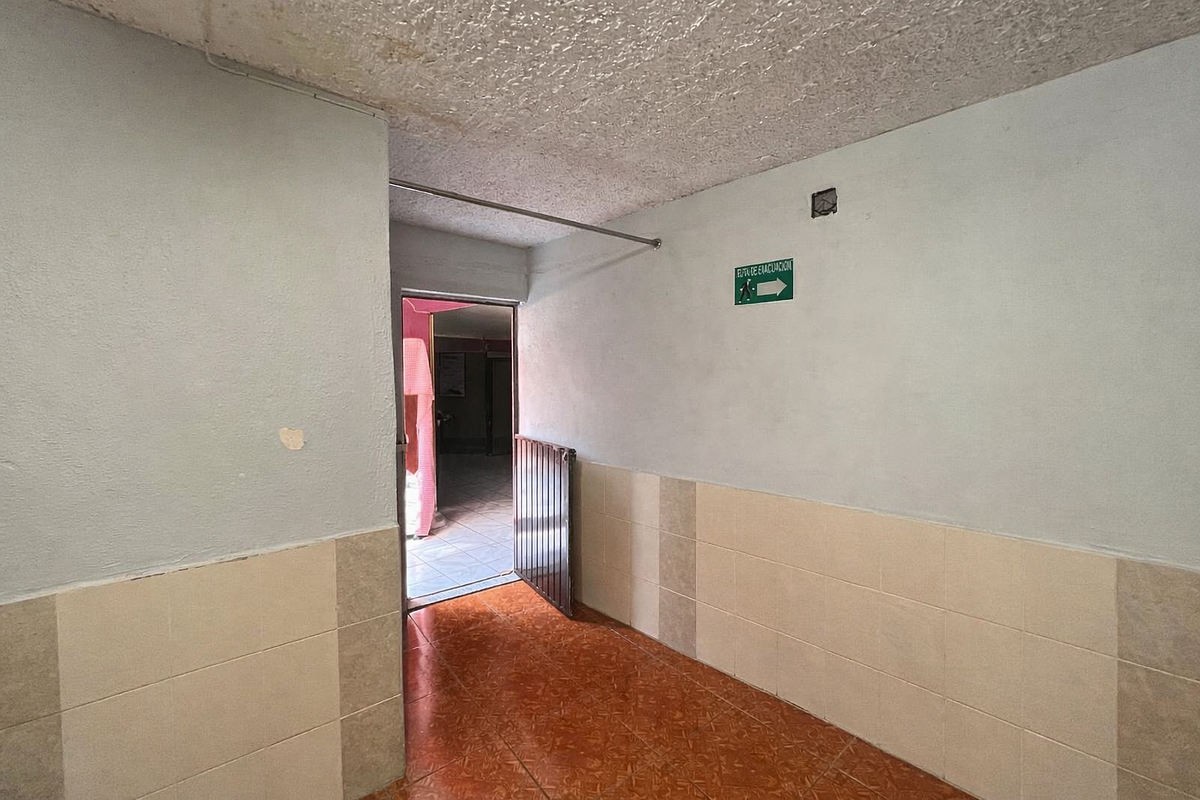 22 of 31: U.R.2. Casa