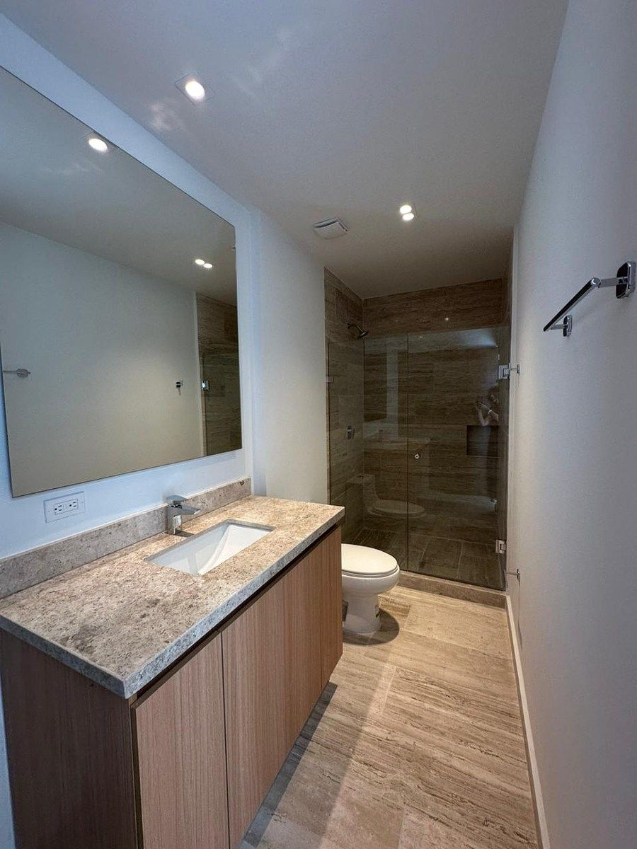 6 de 19: Baño de recamara