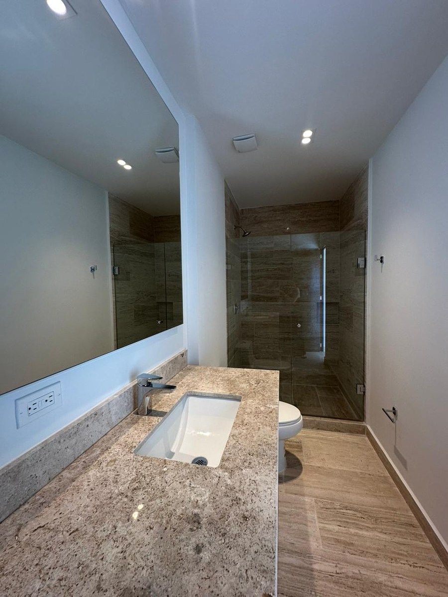 7 de 19: Baño de recamara