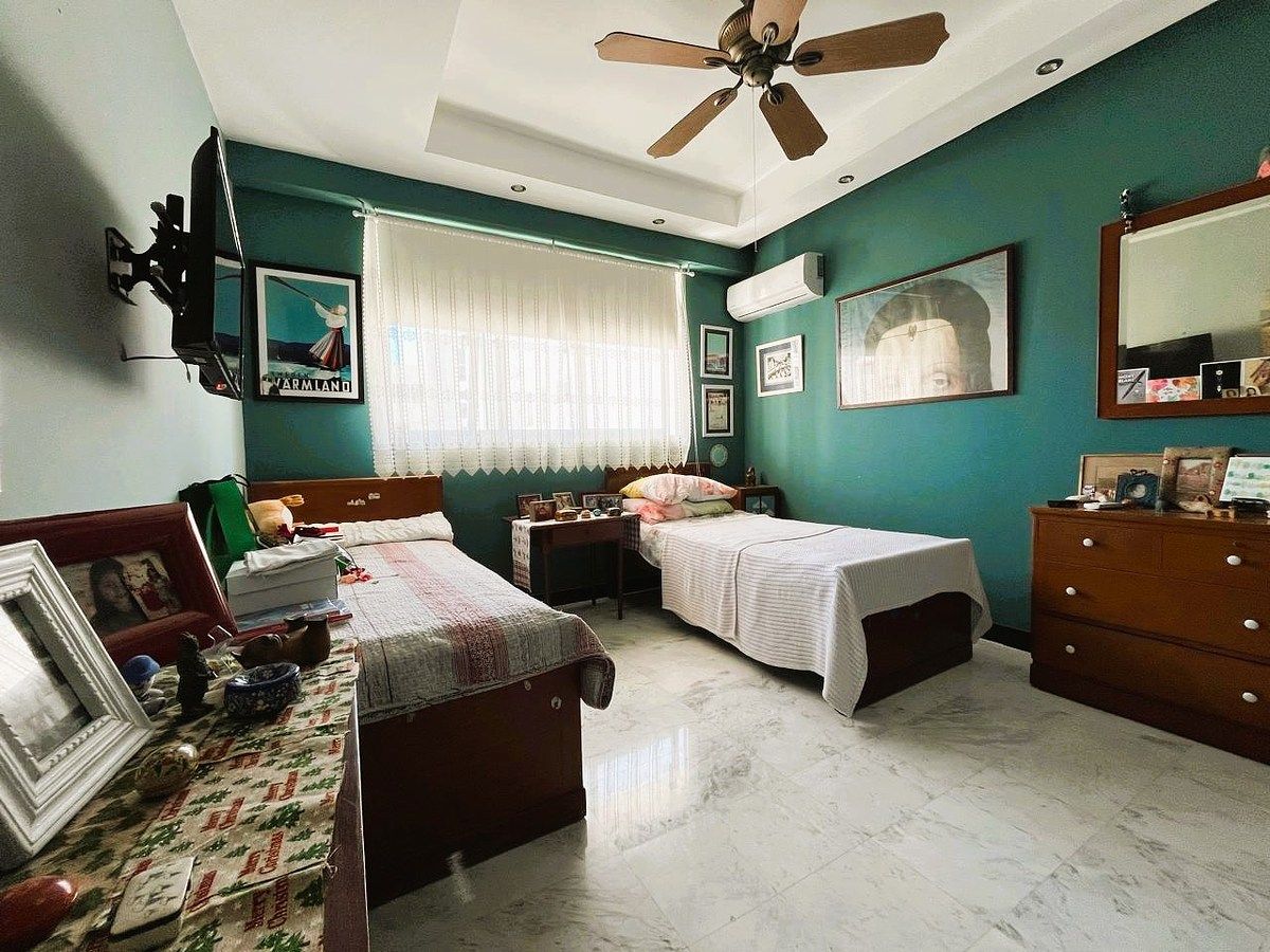 17 de 21: Tercera habitación desde la puerta