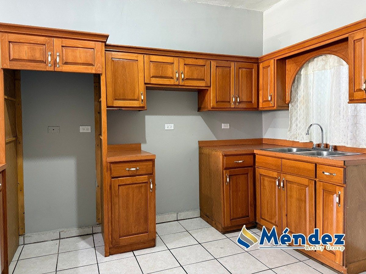 Departamento amplio y céntrico de 2 recámaras y 1 baño Col. Obrera, Ensenada BC