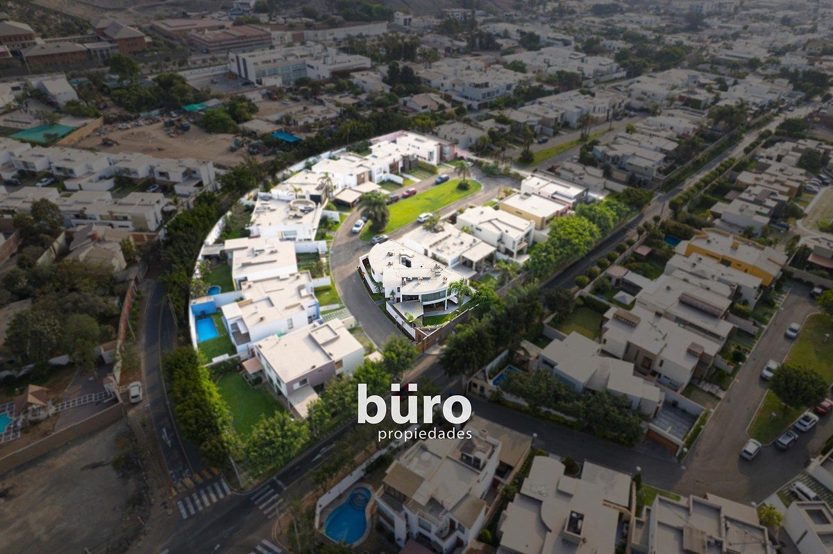 27 de 28: Vista aérea del condominio