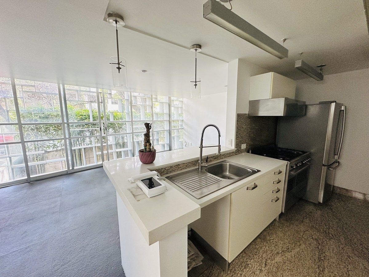 3 de 16: COCINA ABIERTA