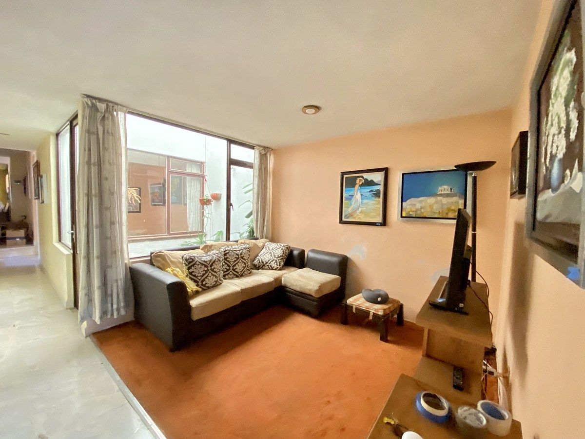 19 de 32: Sala de TV