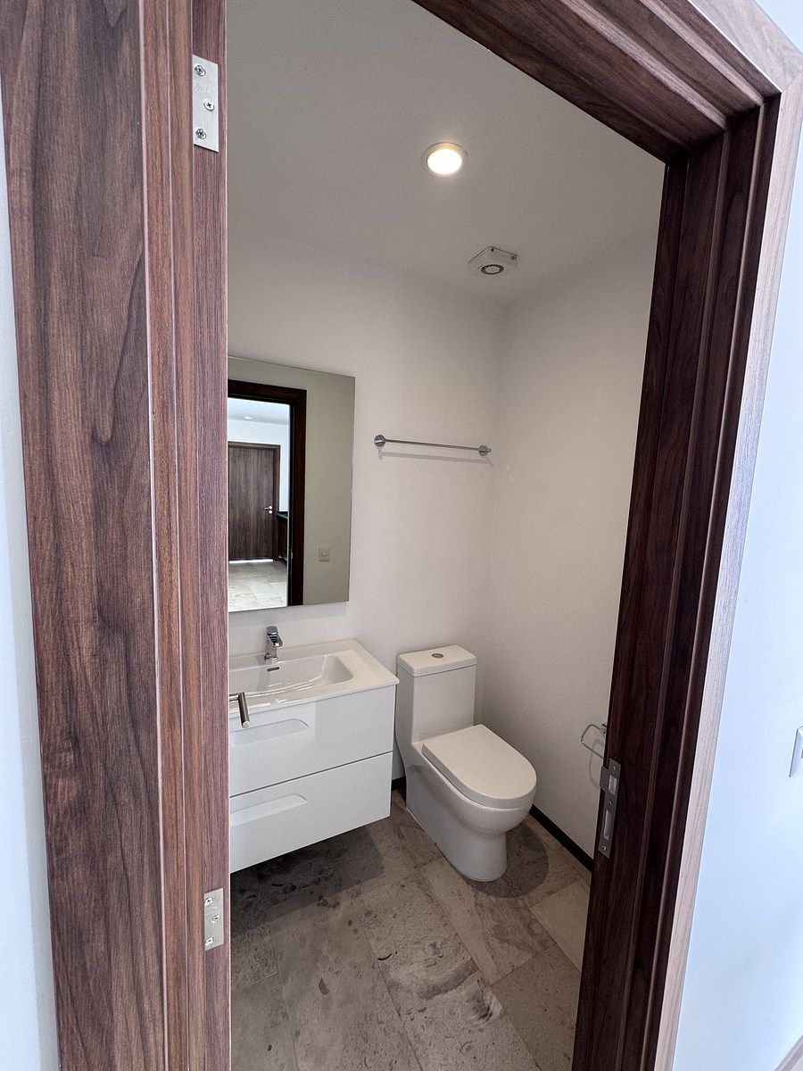 9 de 22: medio baño