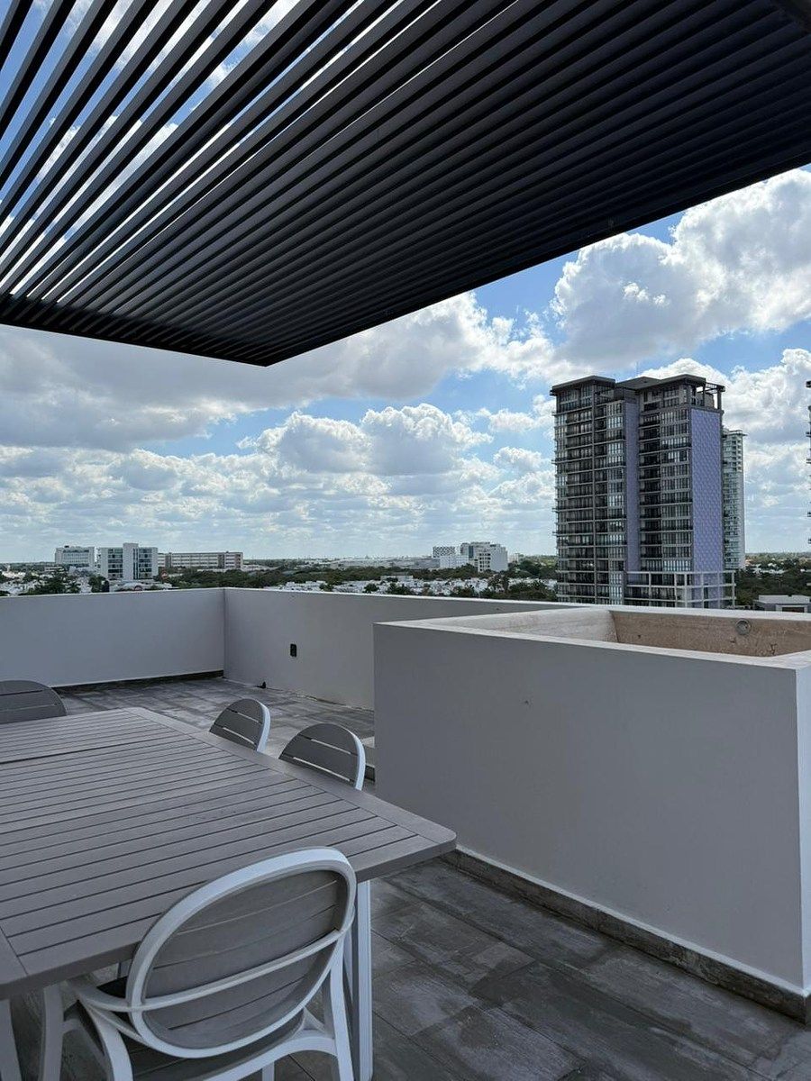 2 de 21: terraza con jacuzzi