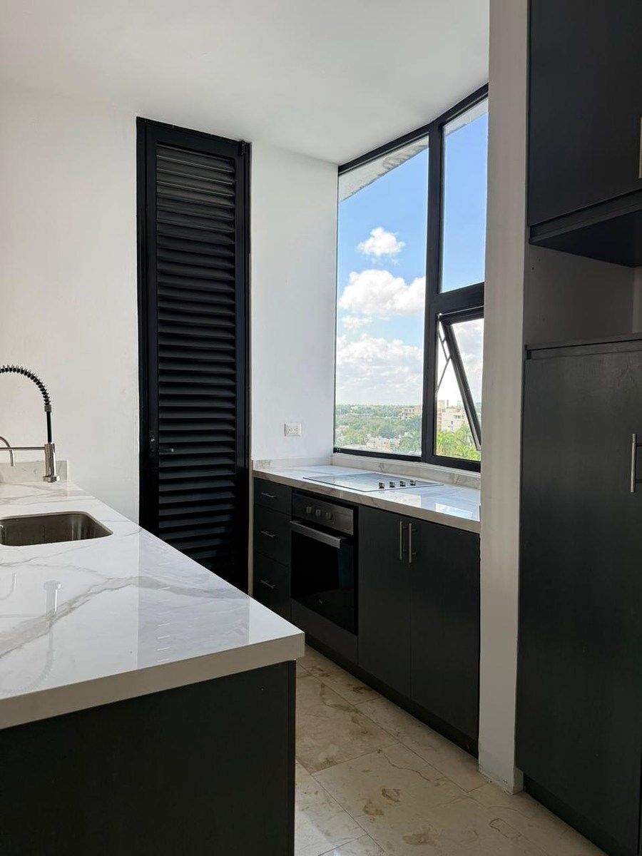 7 de 21: cocina mas bodega / alacena