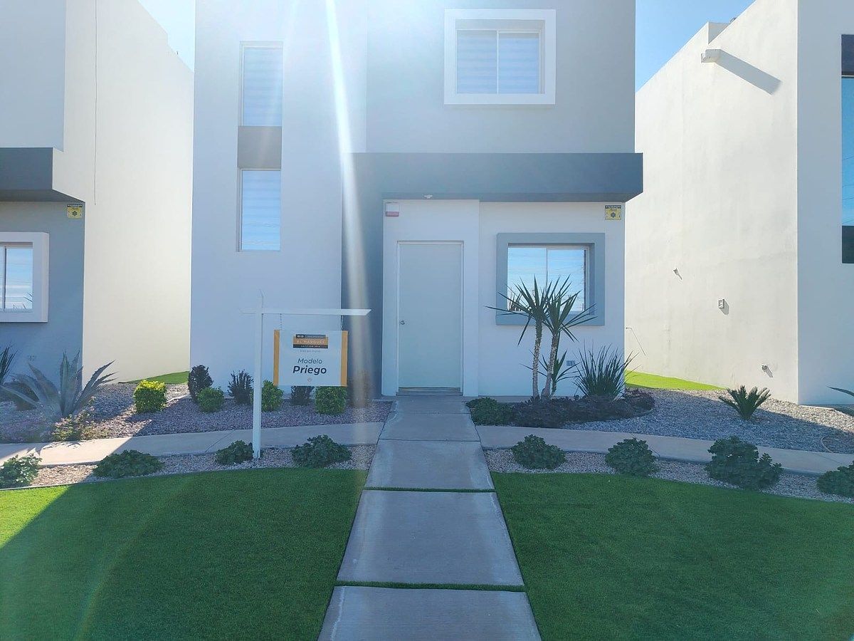CASA EN VENTA RESIDENCIAL IRIA MODELO PRIEGO, foto 1 de 30