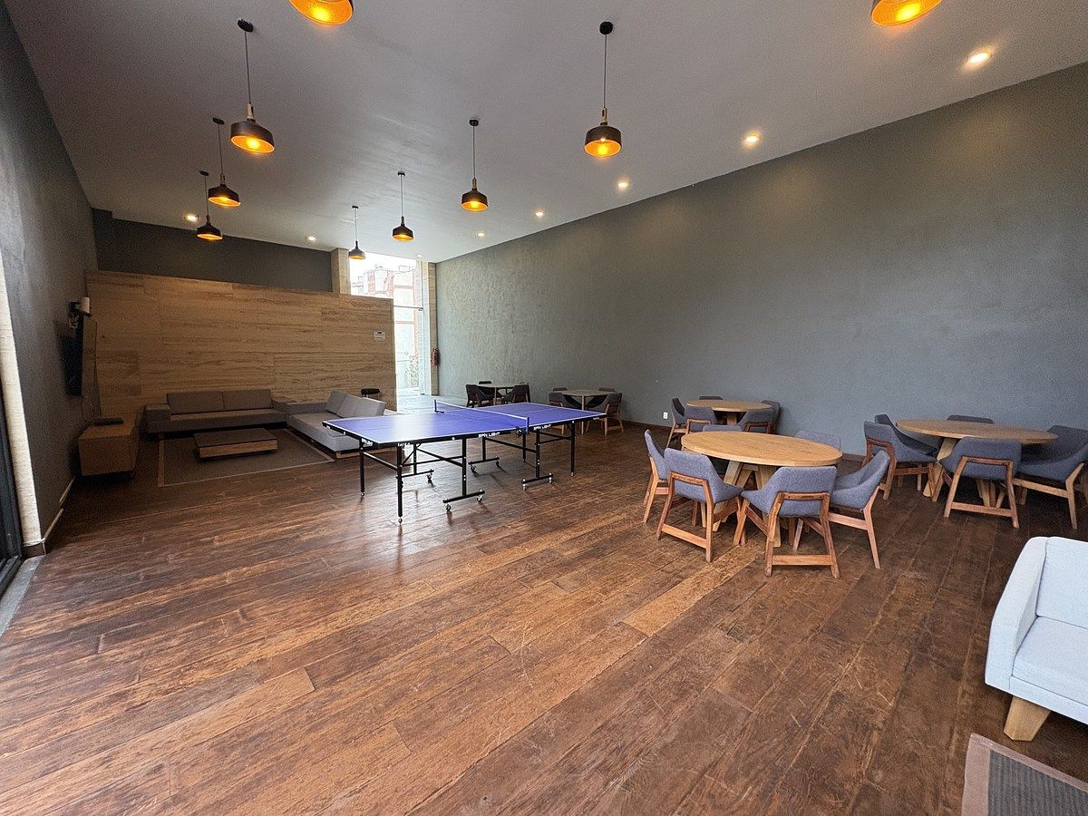 31 de 36: Salón de juegos