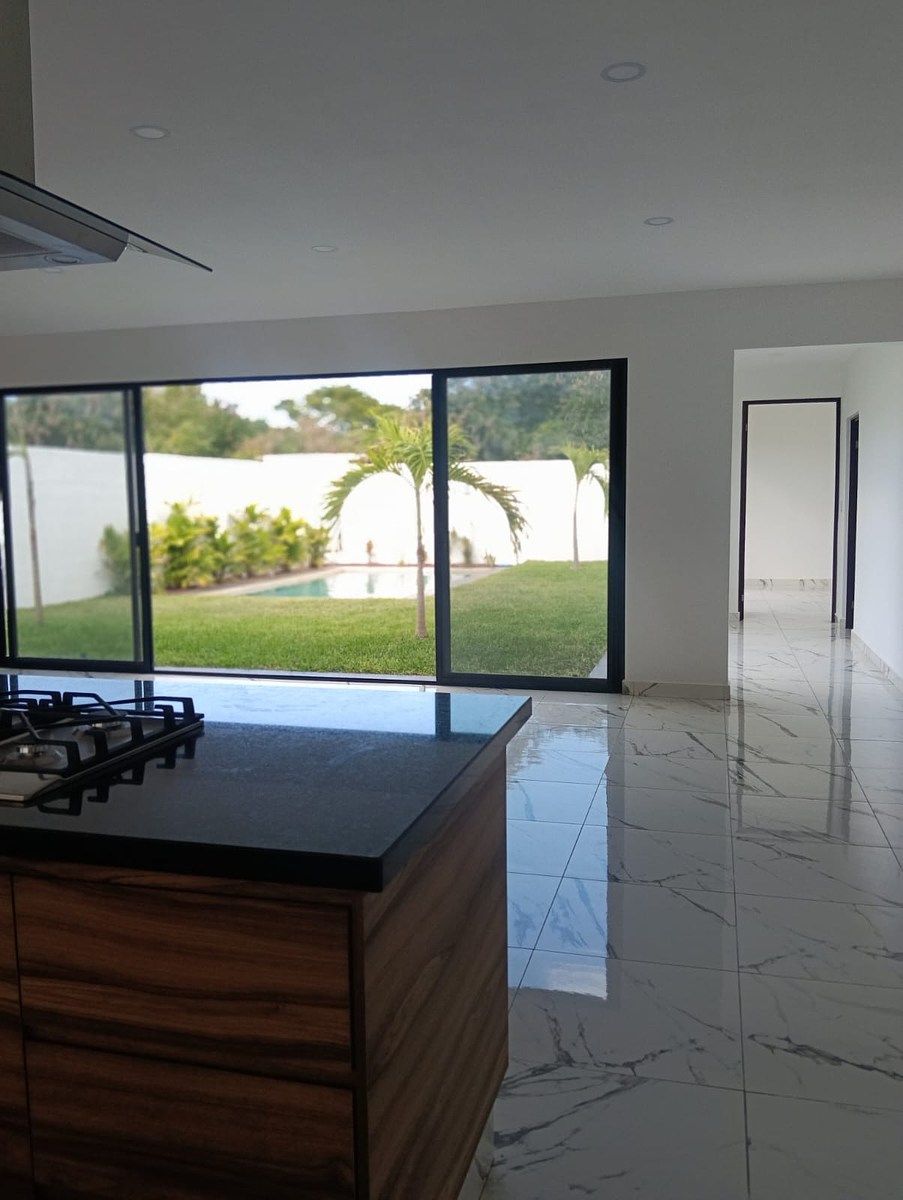 4 de 37: Sala comedor