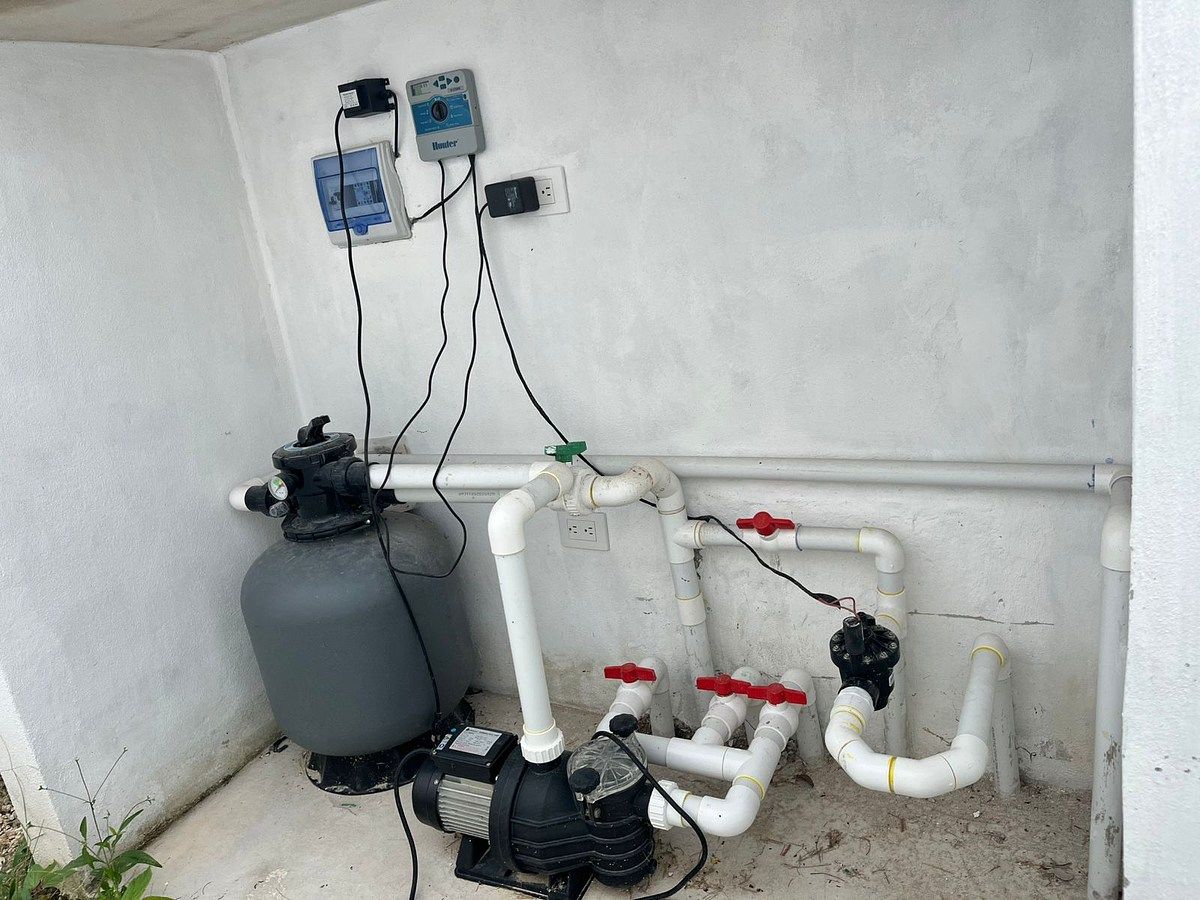 31 de 37: Bomba y filtro