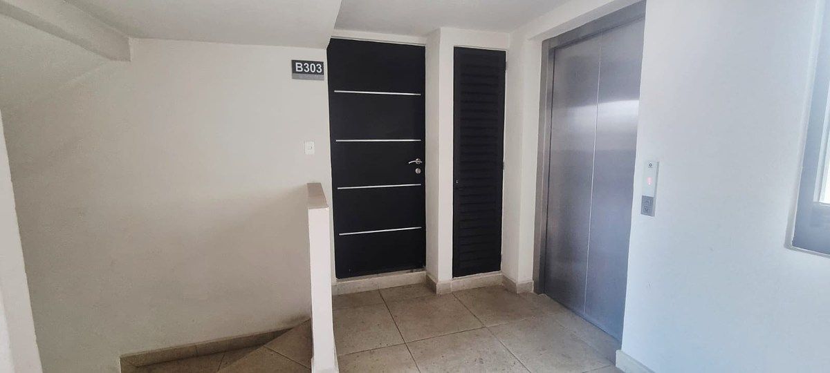 4 de 35: acceso departamento