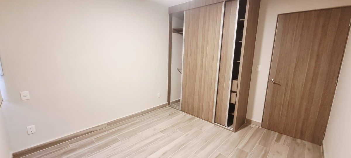 16 de 35: clóset recámara secundaria