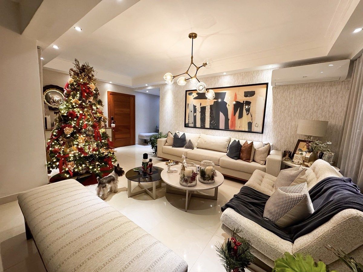 Precioso penthouse recién renovado en torre moderna., foto 1 de 15