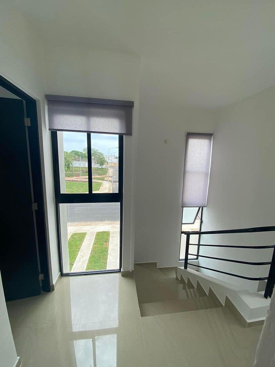 5 of 10: Vista desde 2da planta