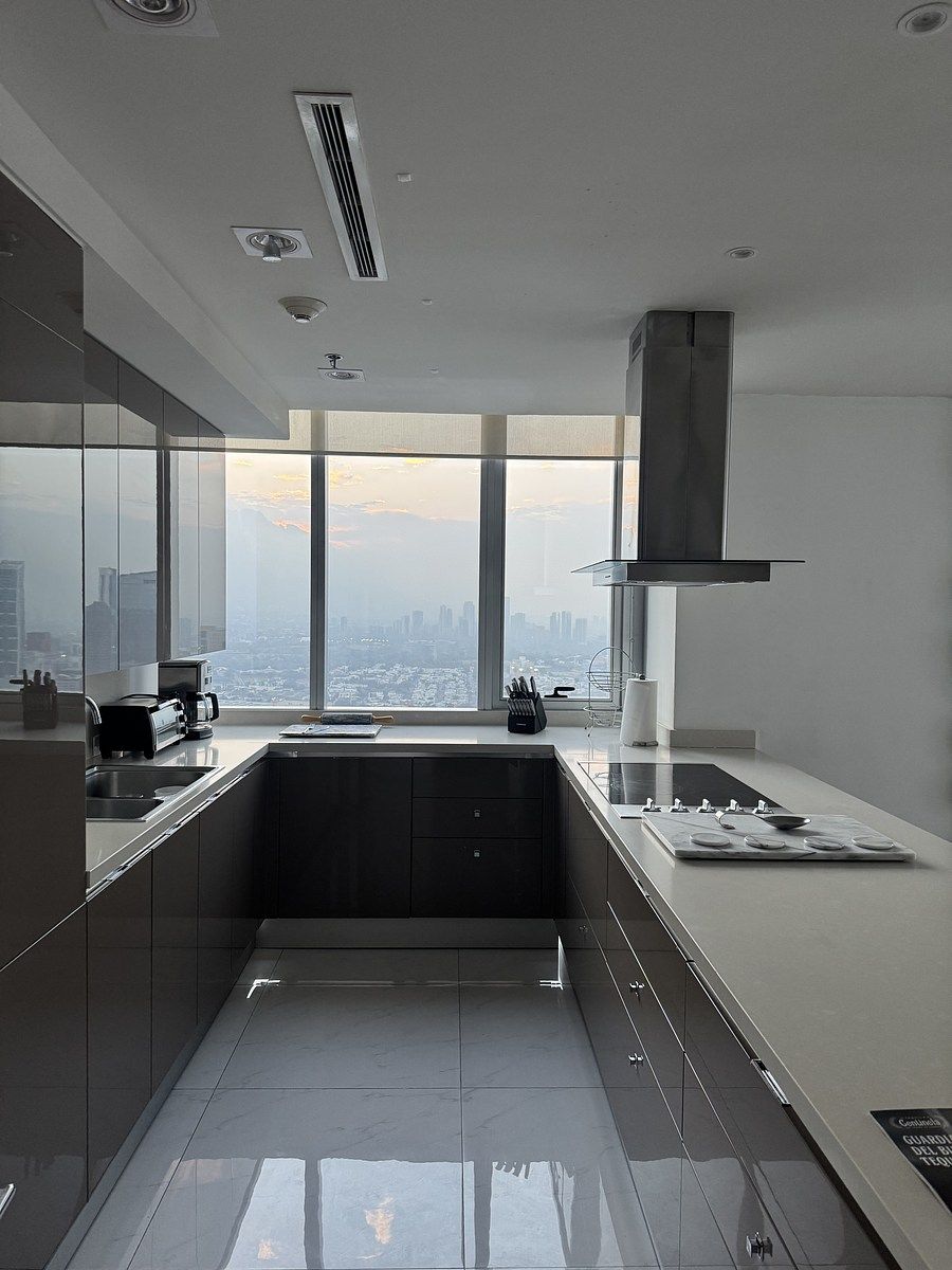 1 de 13: Cocina  Equipada con vista espectacular