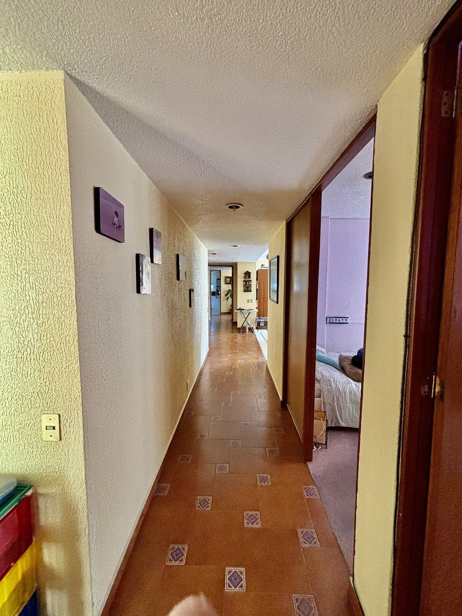 15 of 42: pasillo a recámaras