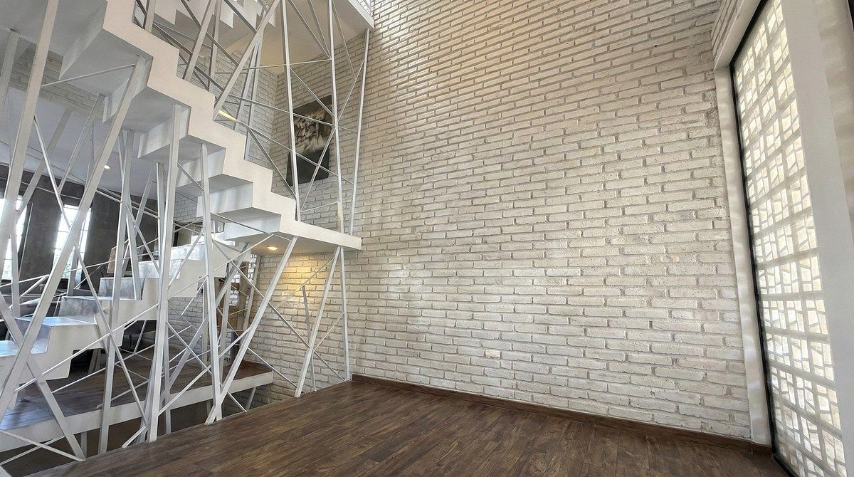 3 de 32: SALA DOBLE ALTURA