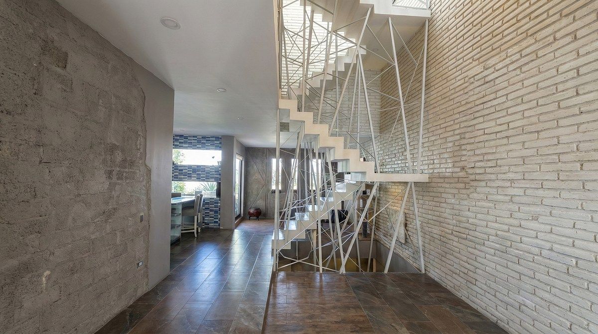 2 de 32: SALA DOBLE ALTURA