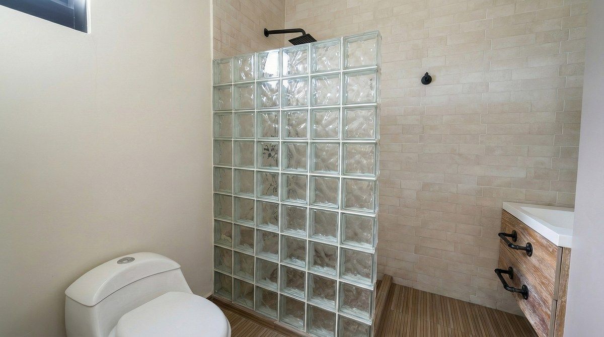 13 de 32: BAÑO COMPLETO