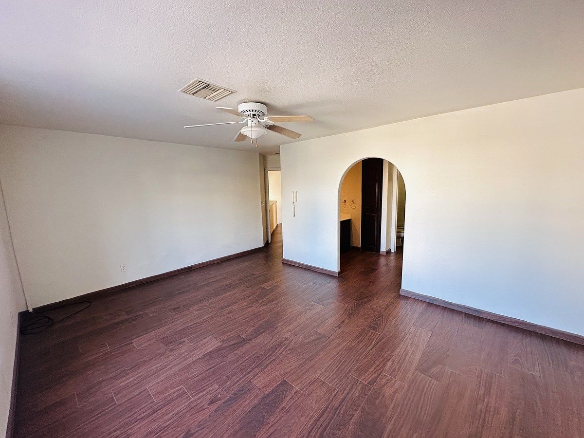 33 de 49: Cuarto principal 4