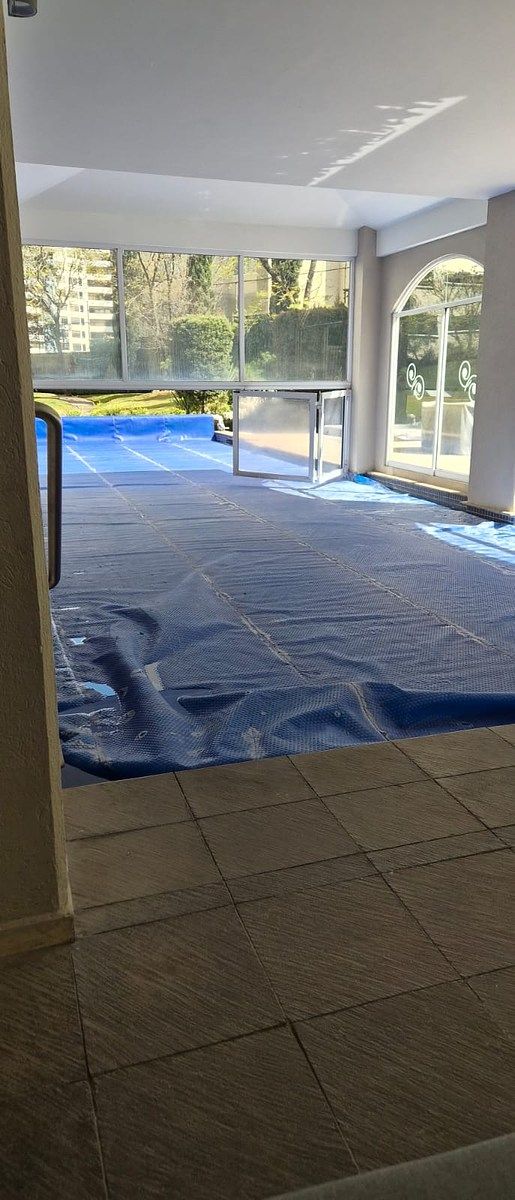 27 de 29: Piscina area techada