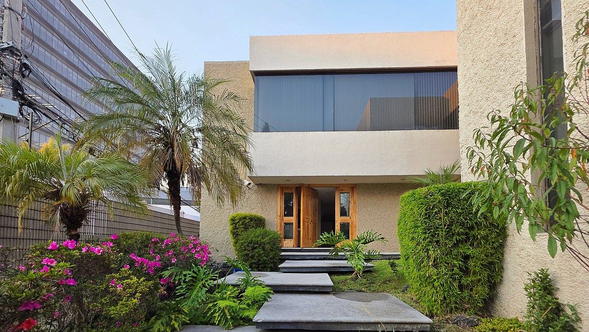 Casa en Venta en JARDINES DEL PEDREGAL