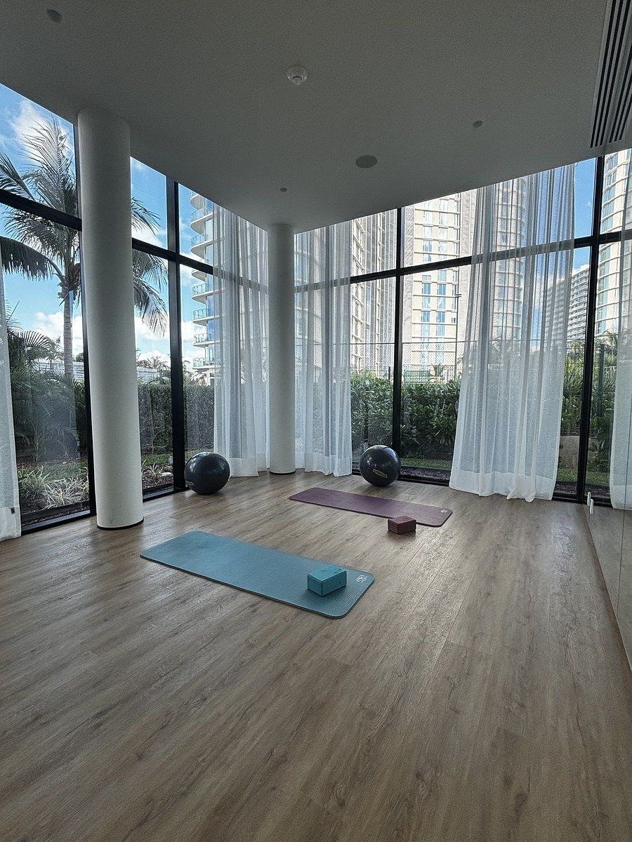 26 of 32: sala de yoga