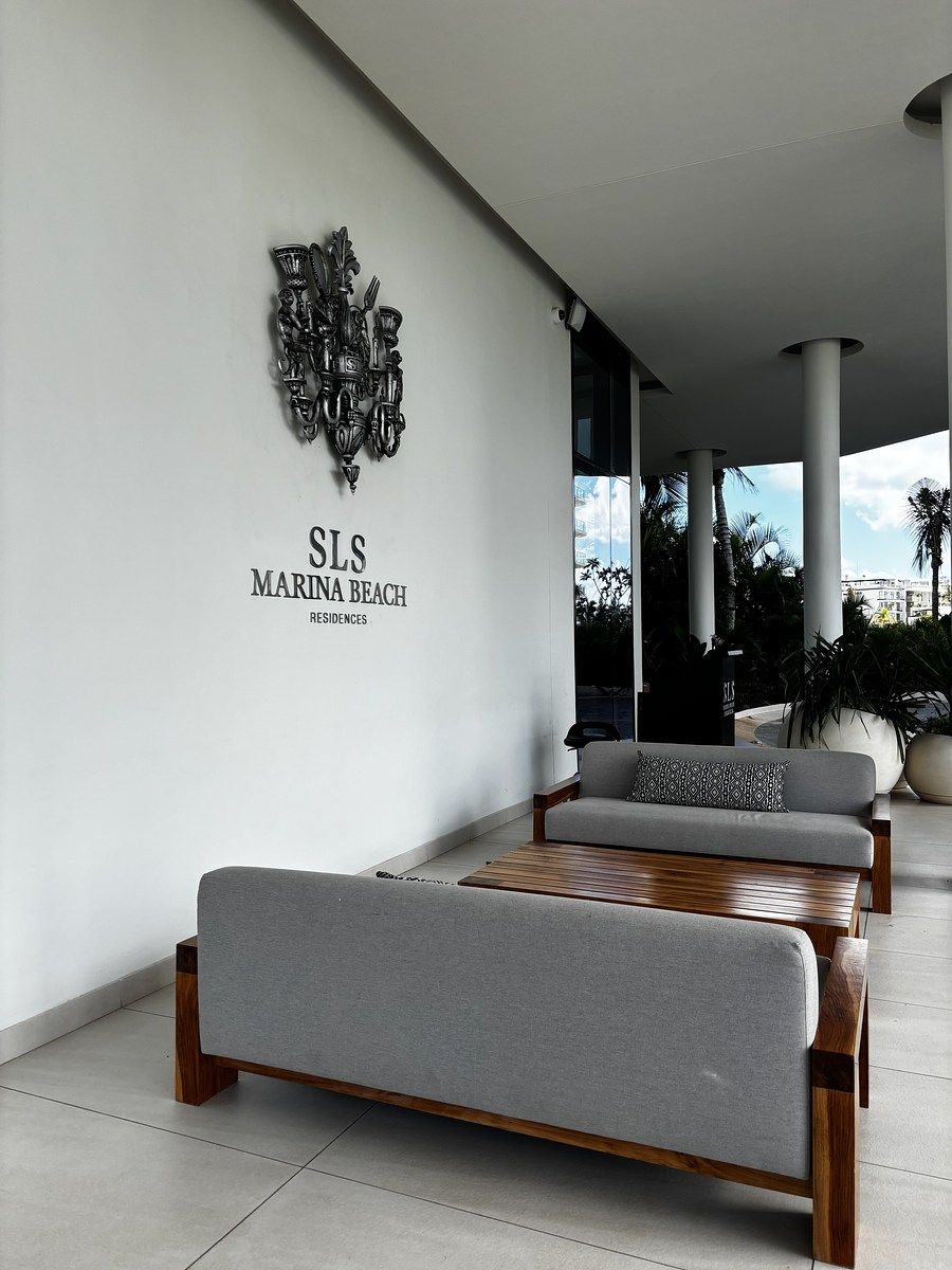 28 of 32: vallet parking